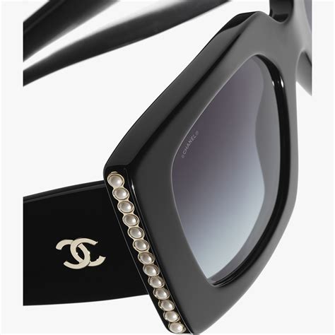 chanel collection sunglasses|chanel sunglasses with on side.